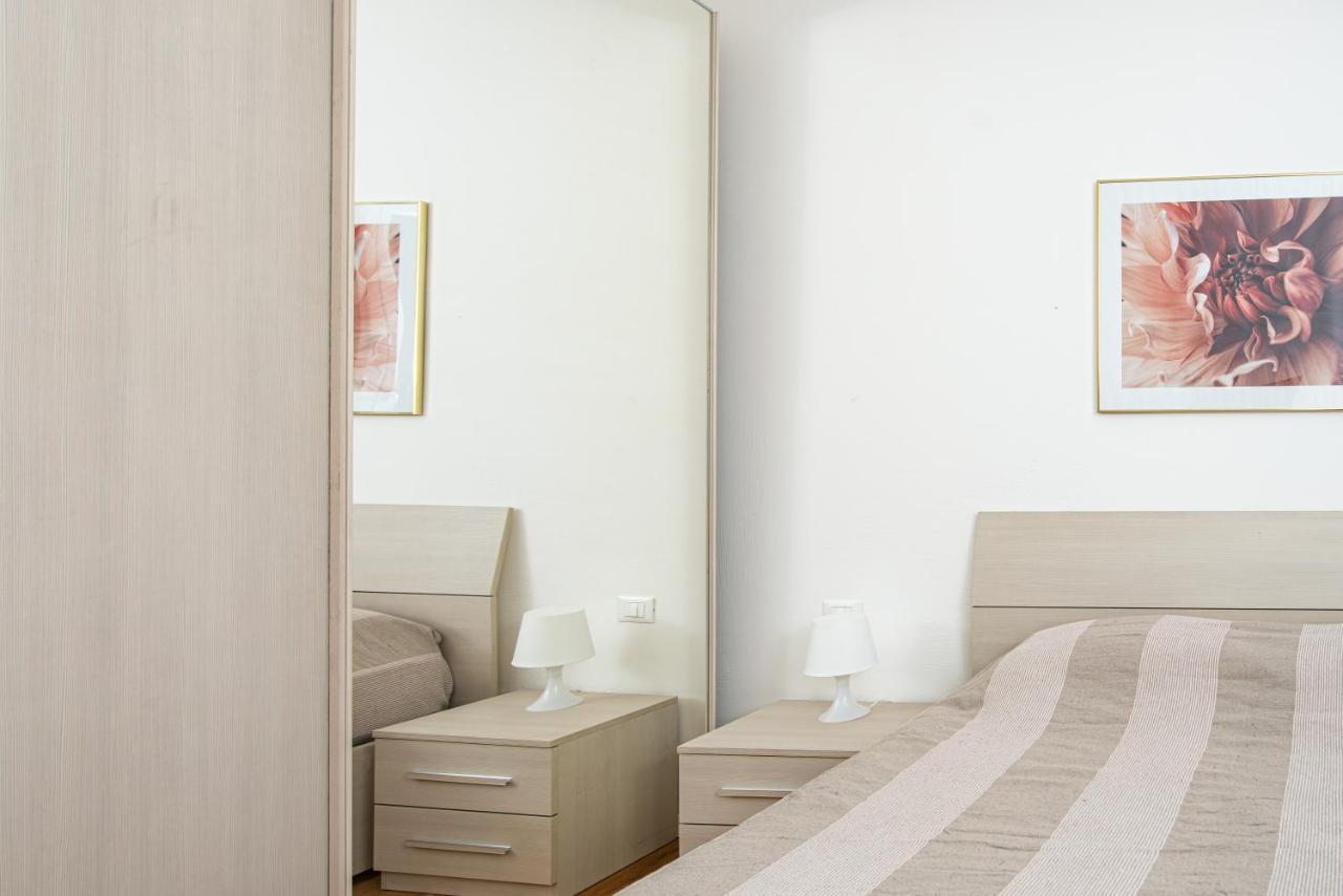 Apartment La Corte - O Con Posto Auto Privato
