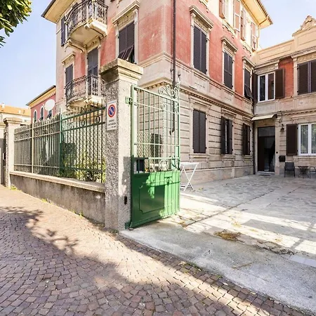 La Corte Albenga - Appartamento O Camera Con Posto Auto Privato Exterior photo